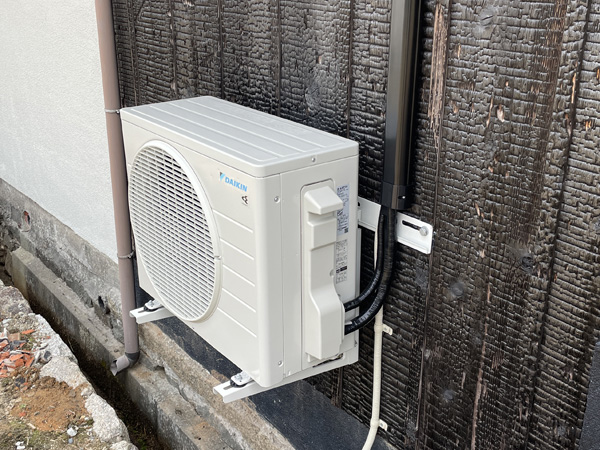 低所での金具使用